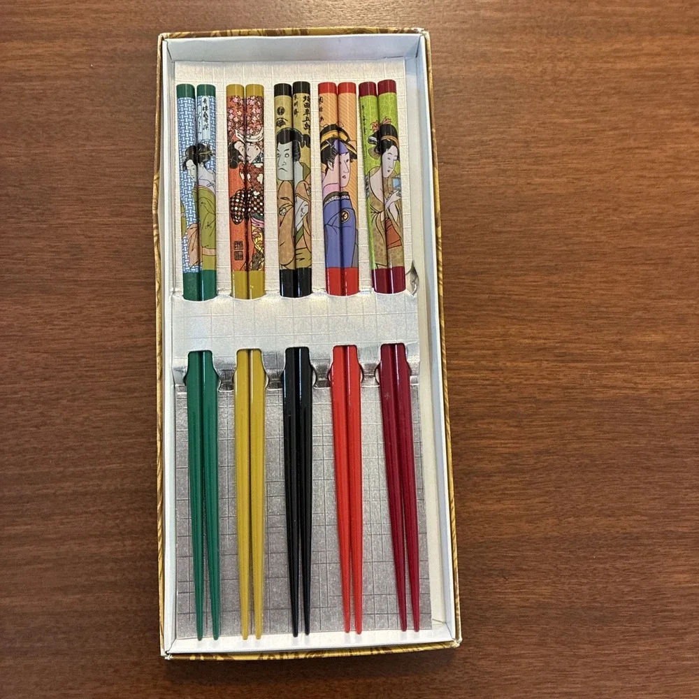 Set Of 5 Pairs Japanese Lacquered Wooden Chopsticks Geisha Girls In Box 9